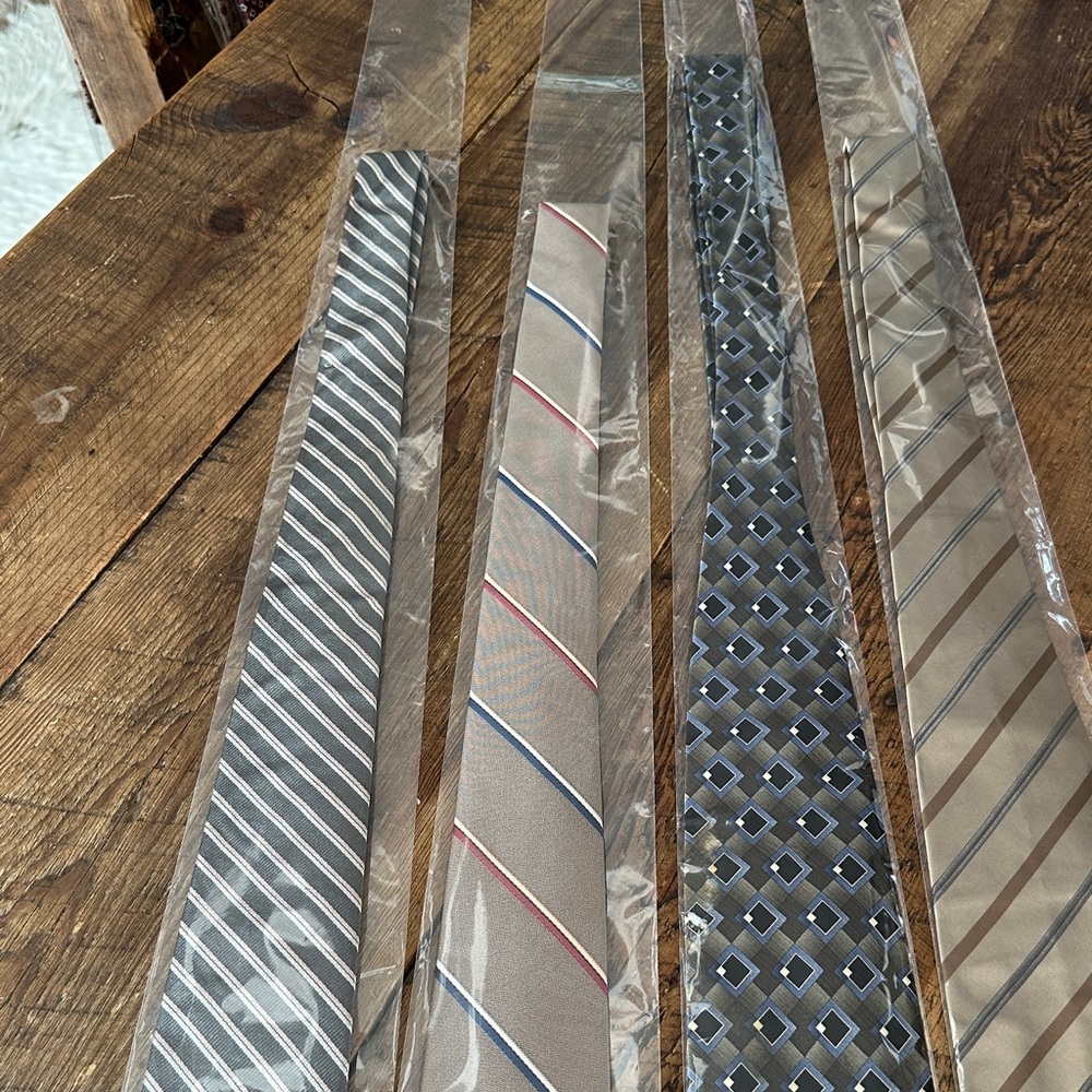 Elevate Your Basic Suit With 4 Geometric Men’s Ti… - image 2